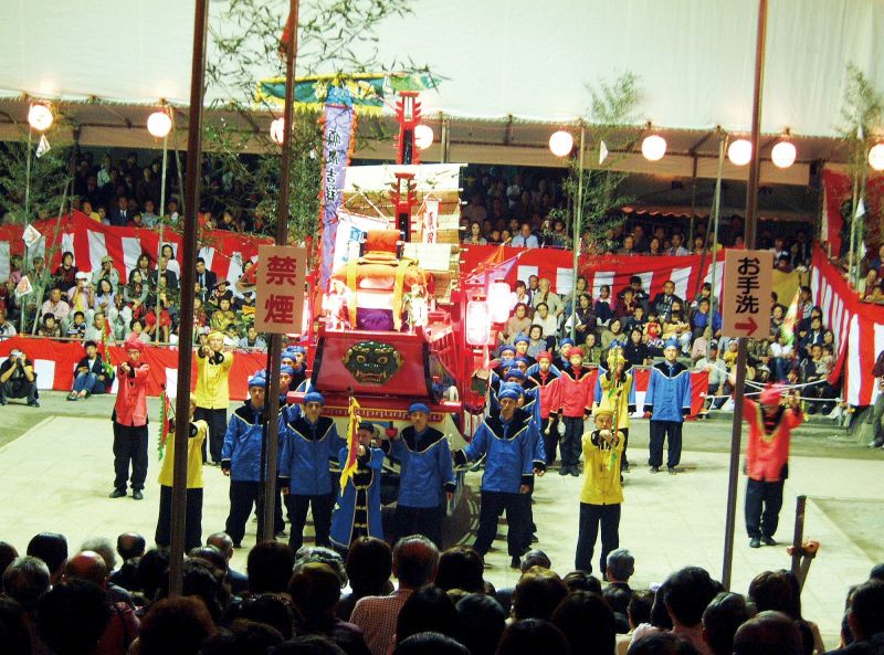 Mô hình những chiếc thương thuyền Mô hình những chiếc thương thuyền